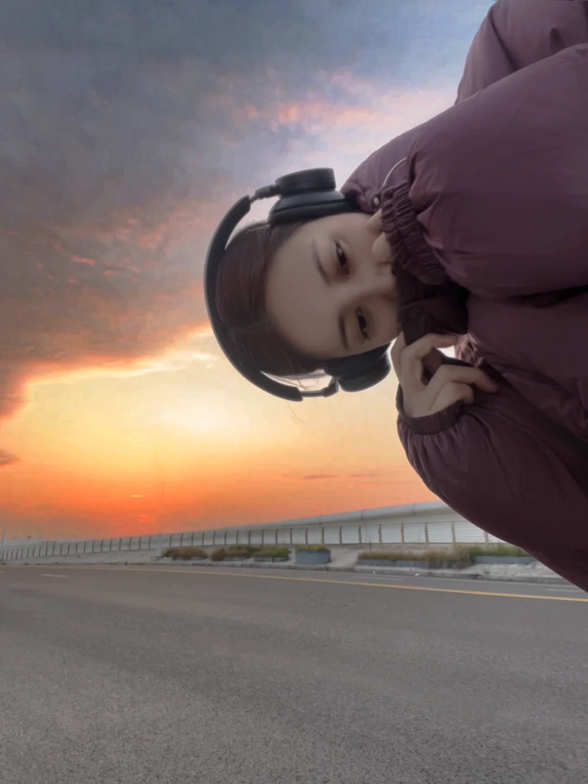 

Женская утепленная куртка Weiqin Hermit 90 Du с отстегивающимся капюшоном и шнурком для хранения, прямой крой, высокая теплостойкость, полиэстер