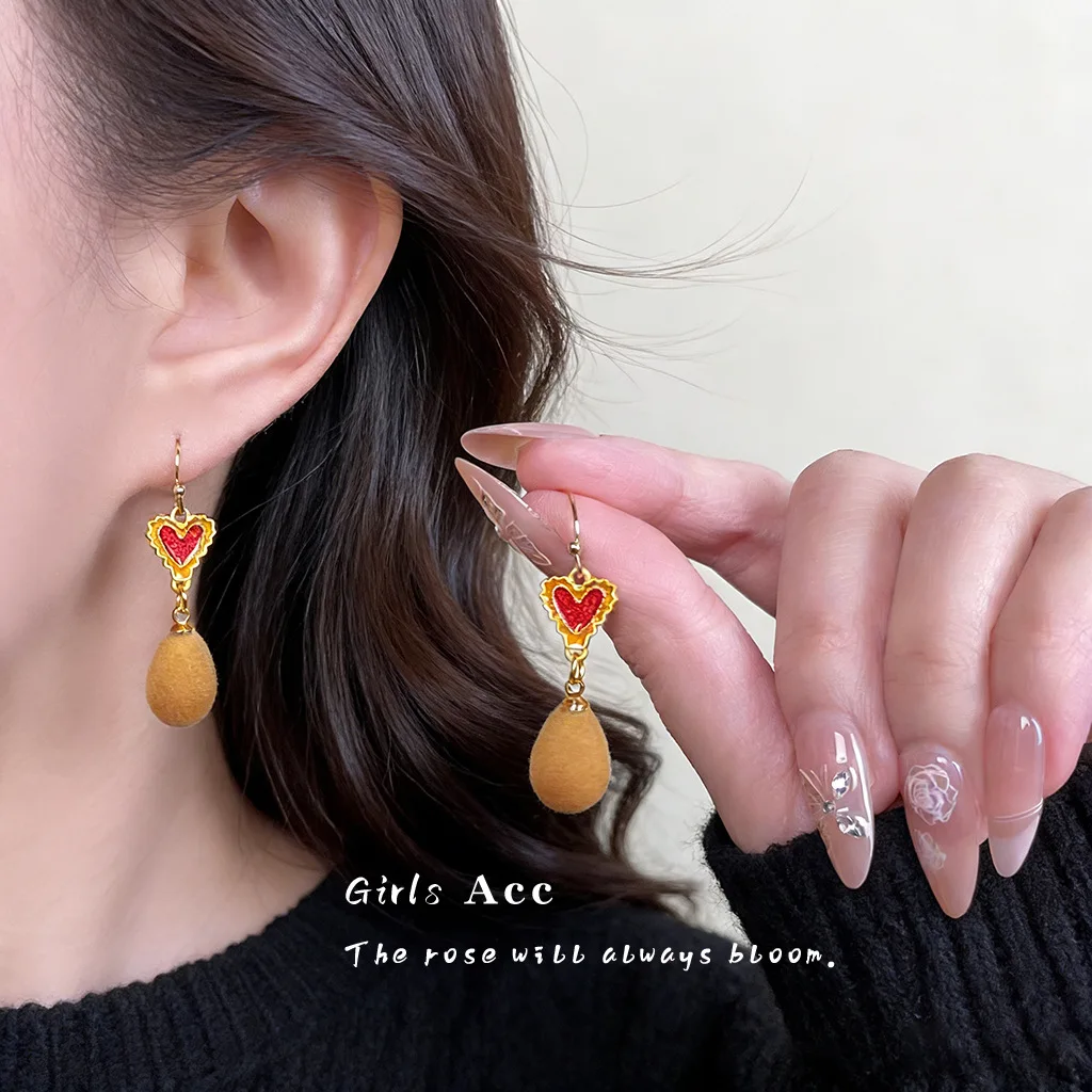 Retro Literary Niche Maillard Flocked Earrings Fashion Enamel Glaze Heart Shape Long Drop Dangle Earrings For Women Wholesale115