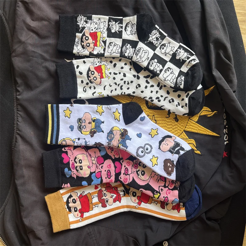 للتلوين شين تشان نوهارا شينوسوكي الكرتون لطيف جوارب متوسطة هدية عيد شخصية الإبداعية أنيمي الجوارب الطرفية