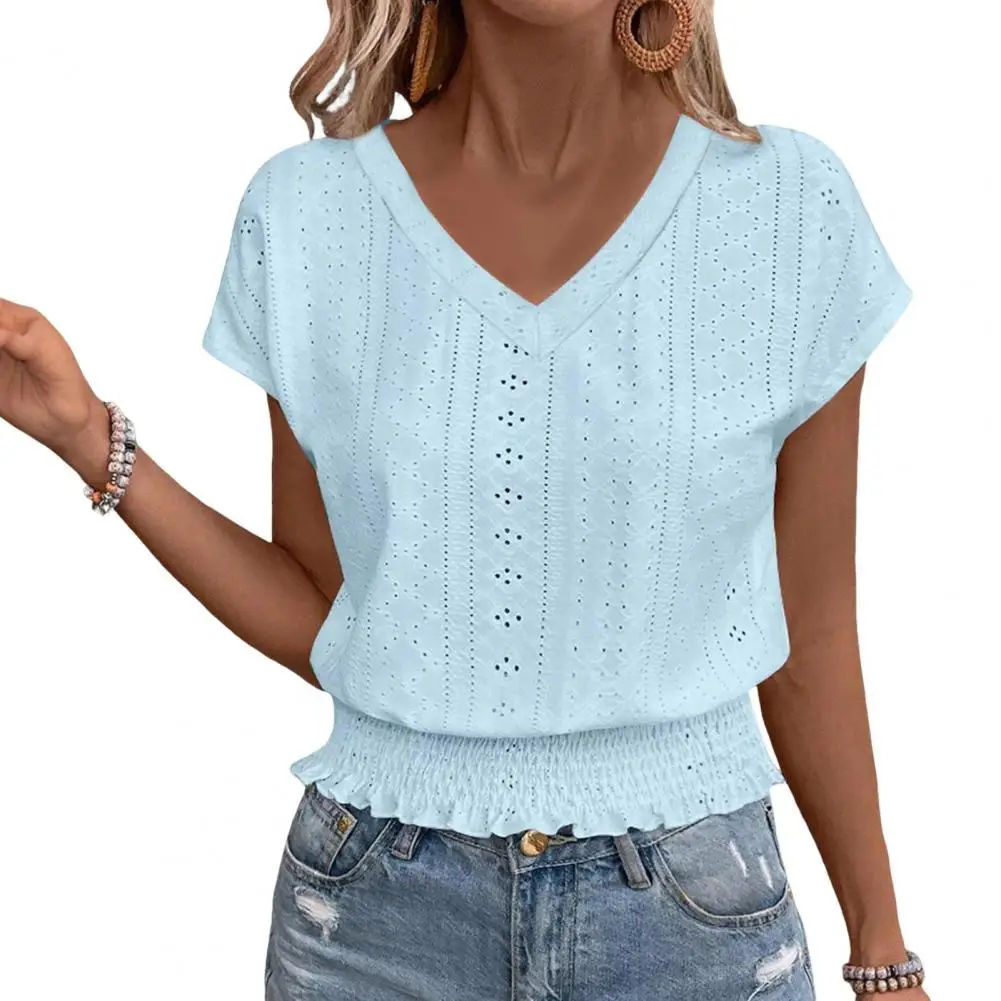 

Soft Jacquard Pattern Blouse Women's V-neck Jacquard Pullover Tops with Elastic Hem Short Sleeve Solid Color for Wear