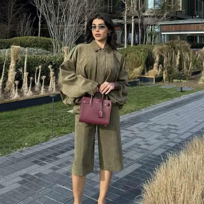 Thumbnail 4 - #74 Trending Womens Short Sets Right Now