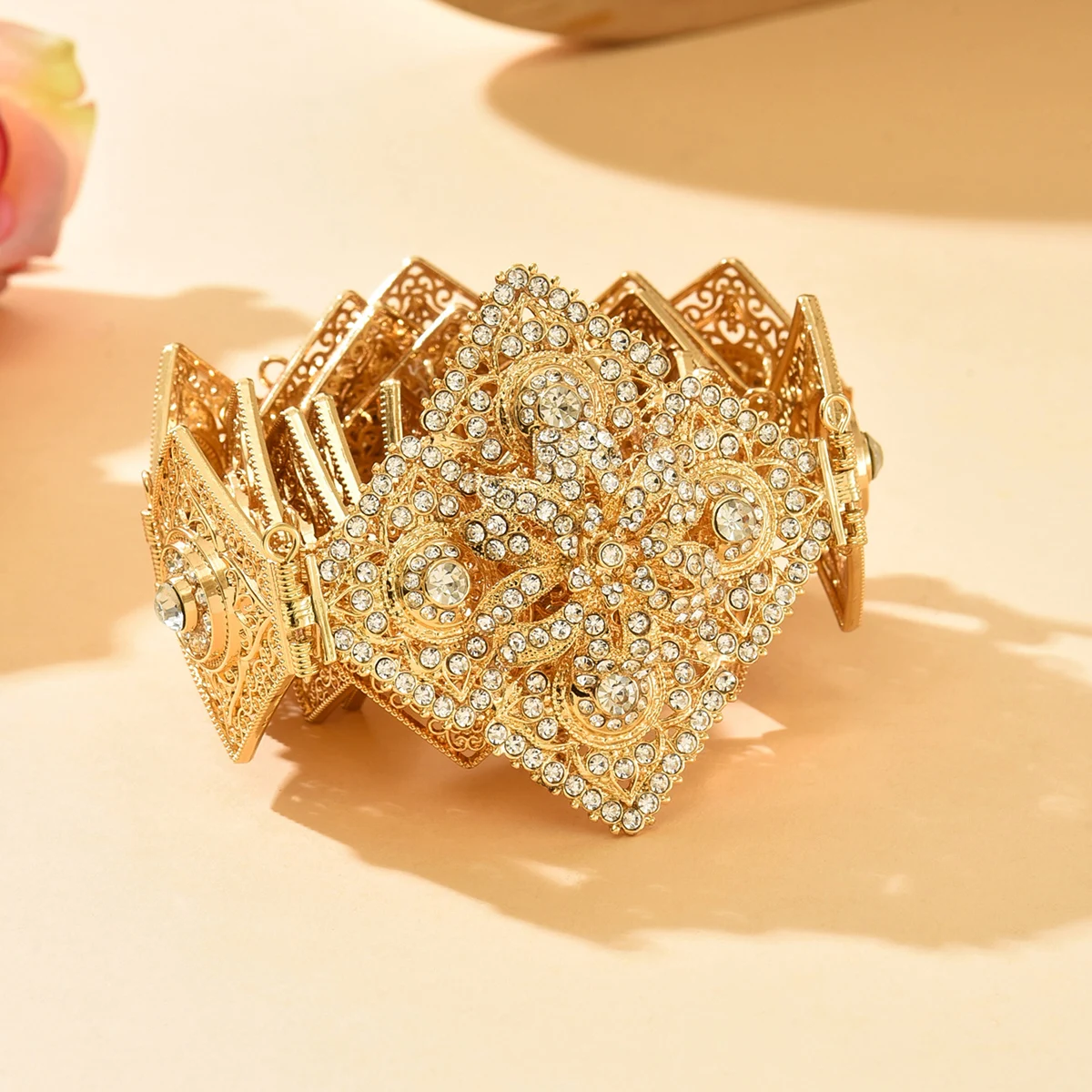 

Bridal Golden Diamond Belt - Wedding Accessory With Carved Pattern And Sparkling Stones For Elegant Bridal Looks