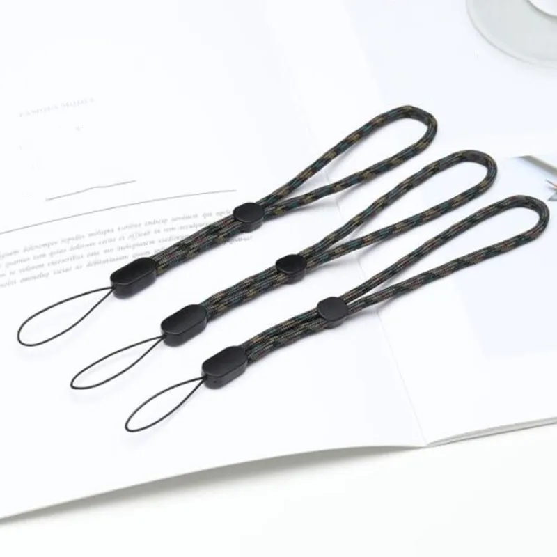 10 قطع من حبل المعصم اليدوي، أشرطة معصم من النايلون قابلة للتعديل، سلسلة مفاتيح لحامل حافظة الهاتف الخليوي، الكاميرا، USB، شارة