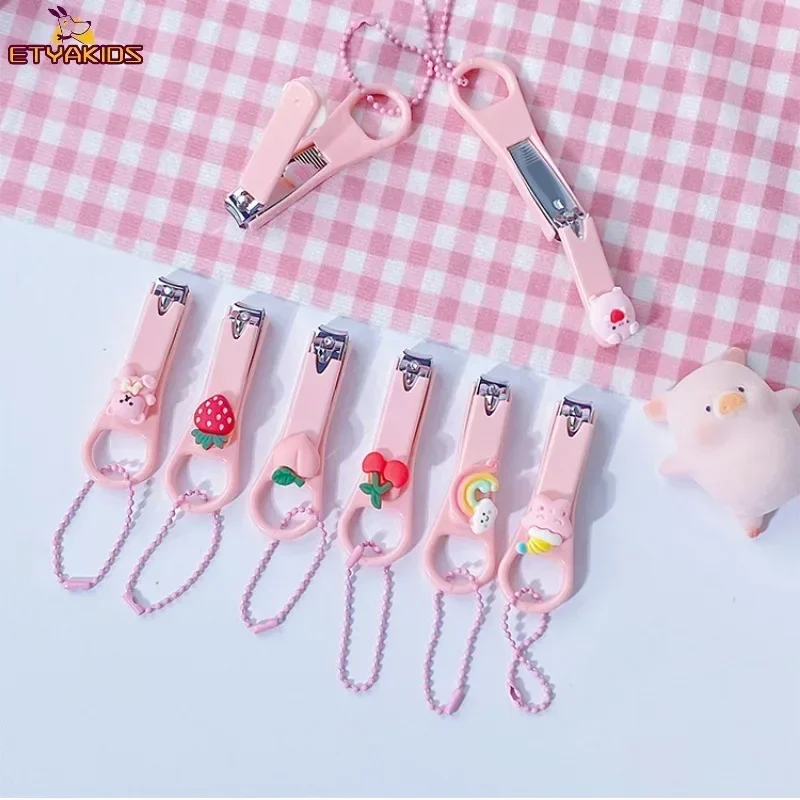 Ins Girls Heart Nail Clippers with Bead Chain Cartoon Bear Rabbit Nail Trimmer Cutter for Students Home Baby Care Manicure Tools