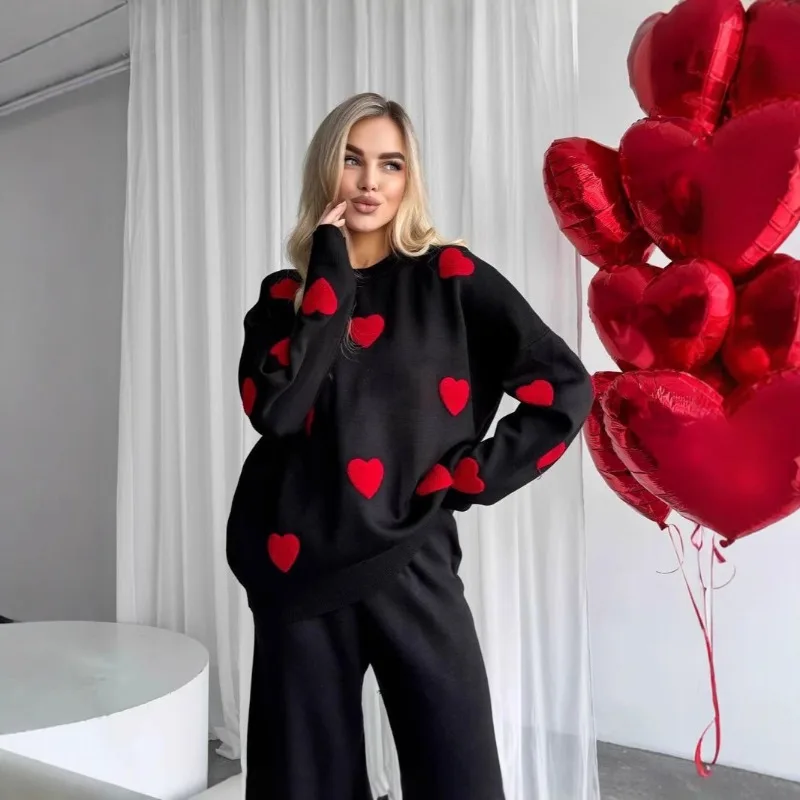 

2025 New Women's Oversized Heart Knit Sweater Round Neck Long Sleeve Casual Comfortable Loose Fit for Daily Wear Free Shipping