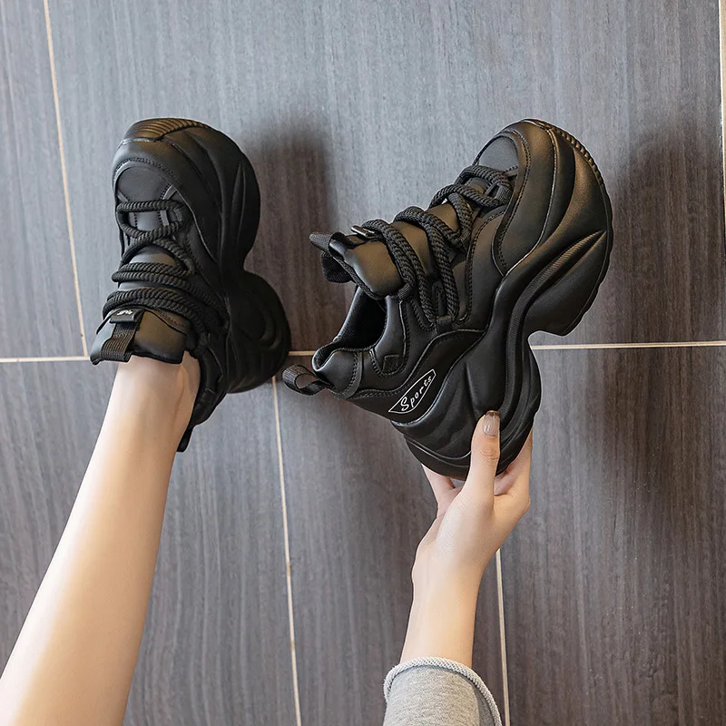 Dad's shoes 2026 Spring and Autumn new versatile sponge cake shoes thick soled shoes for women