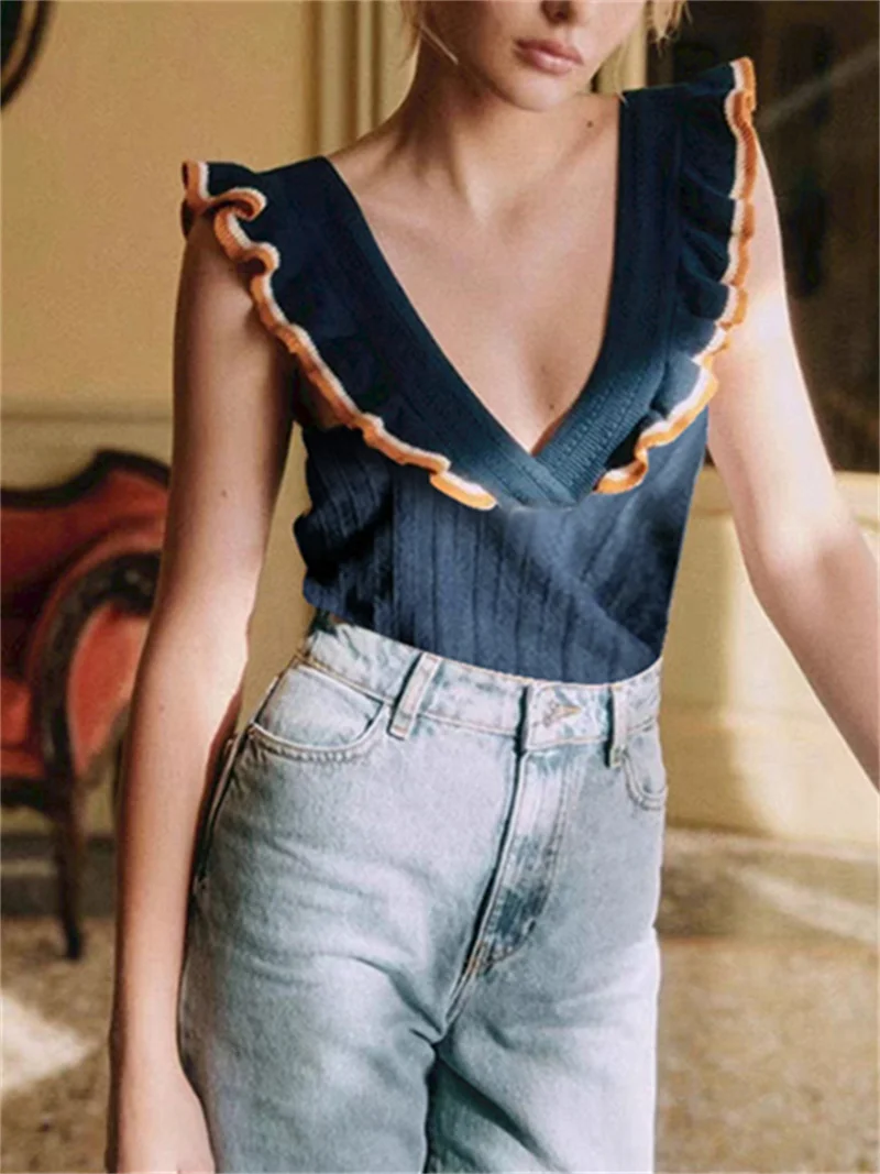 

2024 Summer Women's Deep V-Neck Knitted Vest 2 Colors Contrast Color Ruffle French Ladies Slim Knitwear Tops