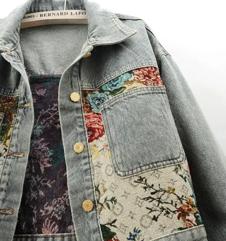 Fashion temperament denim jacket women\'s autumn and winter new short Joker print splicing long sleeve lapel short jacket