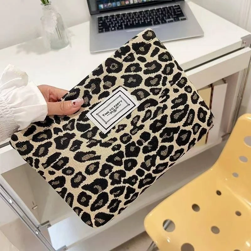 Fashion Leopard Print Cosmetic Organizer Portable Travel Toiletry Bag Makeup Bag Cosmetic Bag Makeup Case