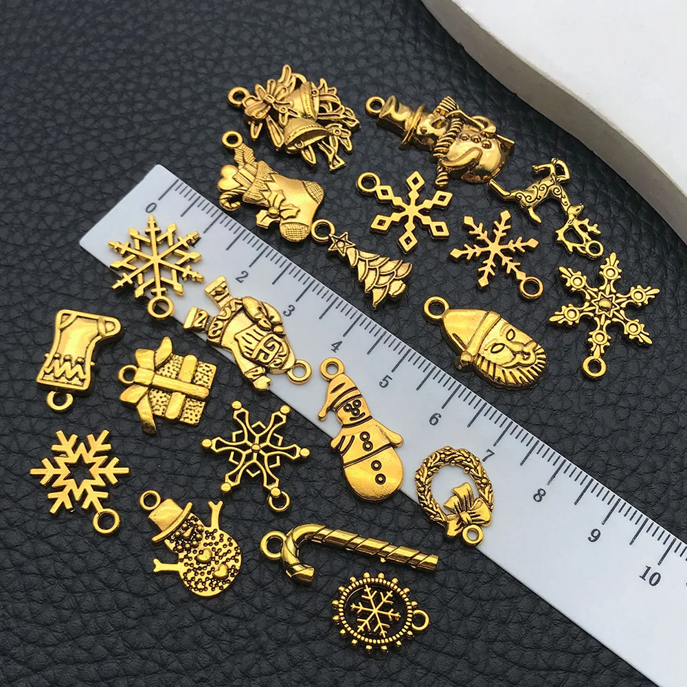 20pcs/Lot Mix Vintage Silver/Gold Color Christmas Pendants For Jewelry Making Supplies Metal Snowman Santa Claus Snowflake Charm image 4
