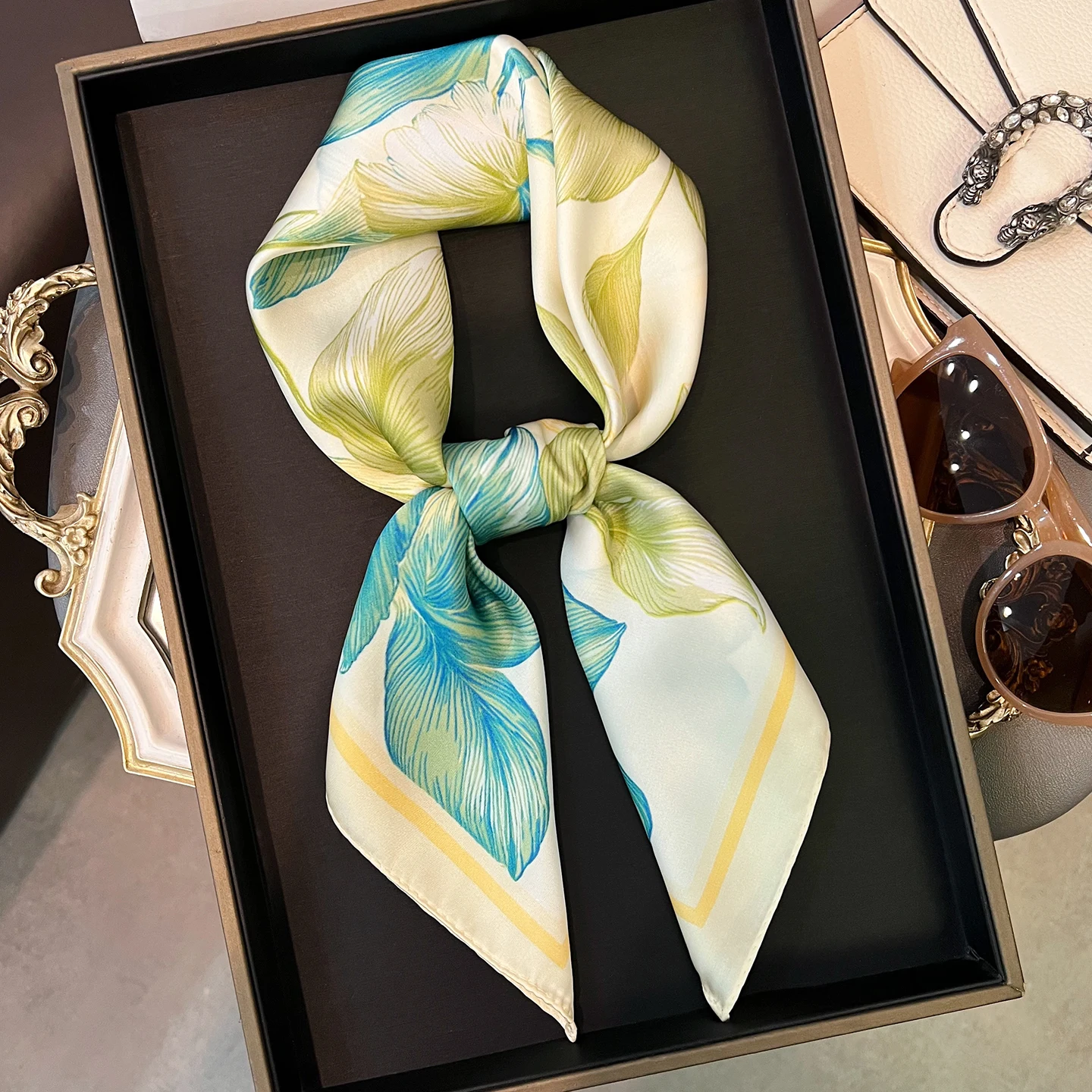 

Luxury Scarf Hijab Bandana Handkerchief Silk Scarves Woman Headscarf Square Fashion Neckerchief Turban Wrap Head Accessory