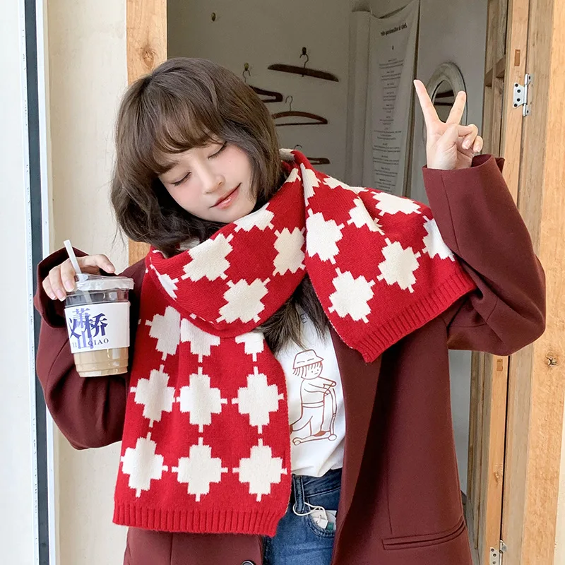 

Premium Four Leaf Clover Knitted Scarf Long Warm Fashion Shawl Trendy Winter Accessory for Students Couples