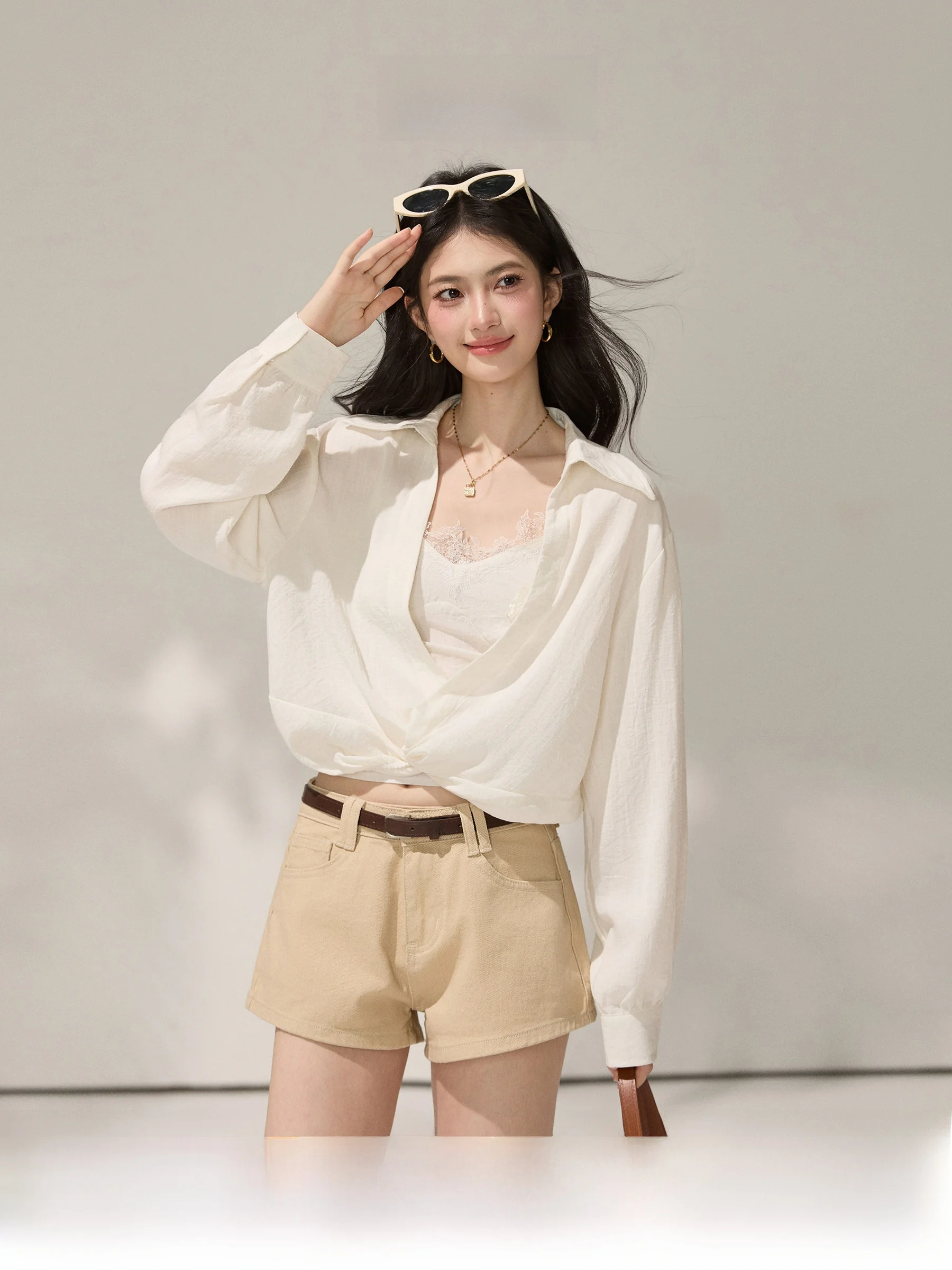 

Элегантная белая женская рубашка с длинным рукавом и воротником, весенне-летняя, с защитой от солнца, повседневный стиль, приталенная, укороченная