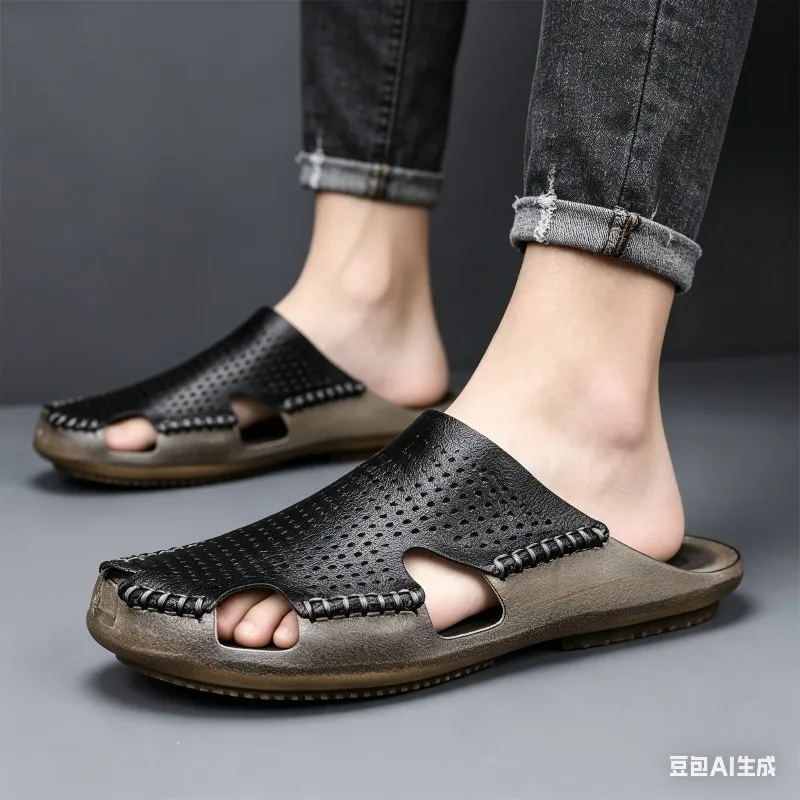 

New Casual Leather Men Sandals Light Breathable Flats Hollow Out Male Shoes Summer Outdoor Daily Men Slippers Hot Sale Half Drag