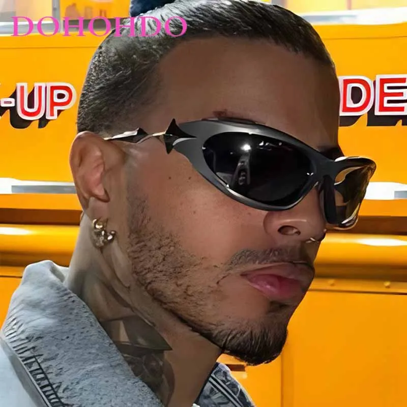 

Trendy Luxury Brand Designer Futuristic Y2K Punk Hip Hop Sunglasses Men Women Vintage Outdoors Cycling Sports Sun Glasses UV400