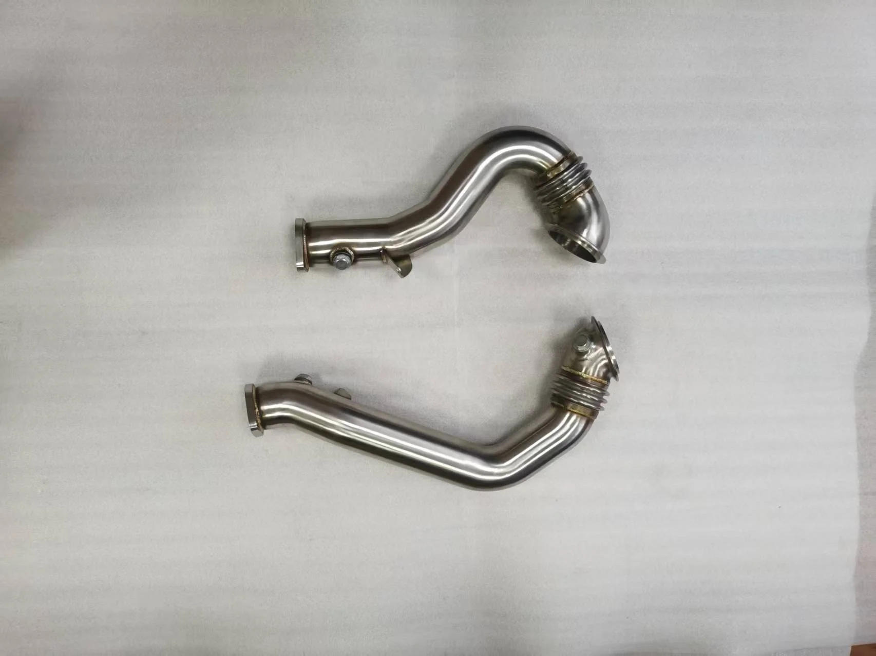 Exhaust Downpipes for B MW E92 335i N54 Casted Flange