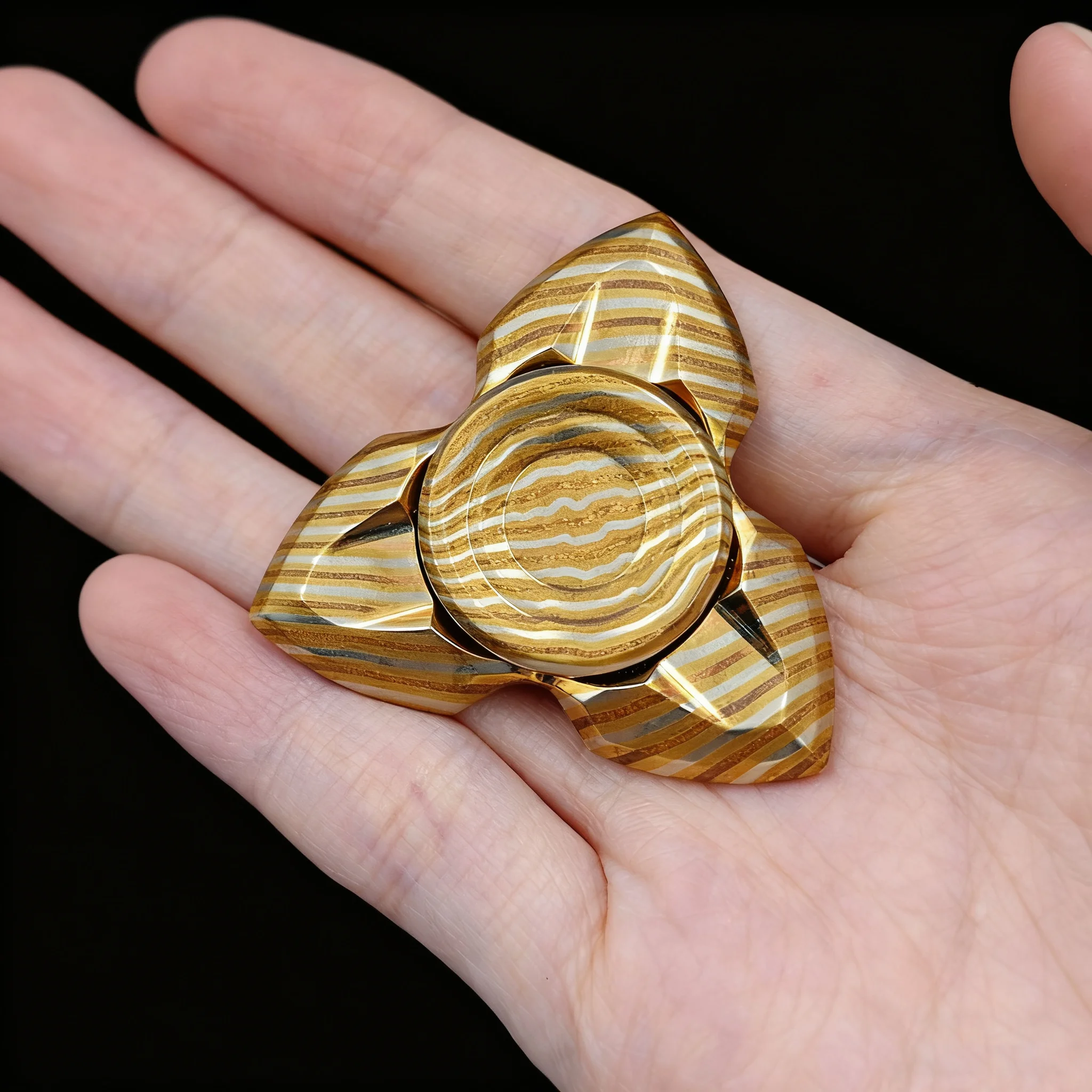 NOVO STUDIO Apache Mini OG XL Fidget Spinner Three-Bladed Fidget Spinner Anxiety Relief Gadgets Stress Relief Toy