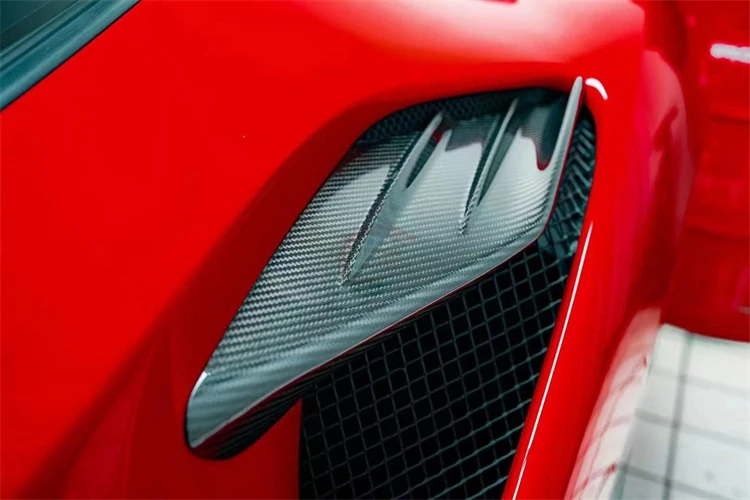 

Car Exterior Accessories PK Style Dry Carbon Fiber Side Air Intake Flaps Fender Air Vent for Ferrari F8