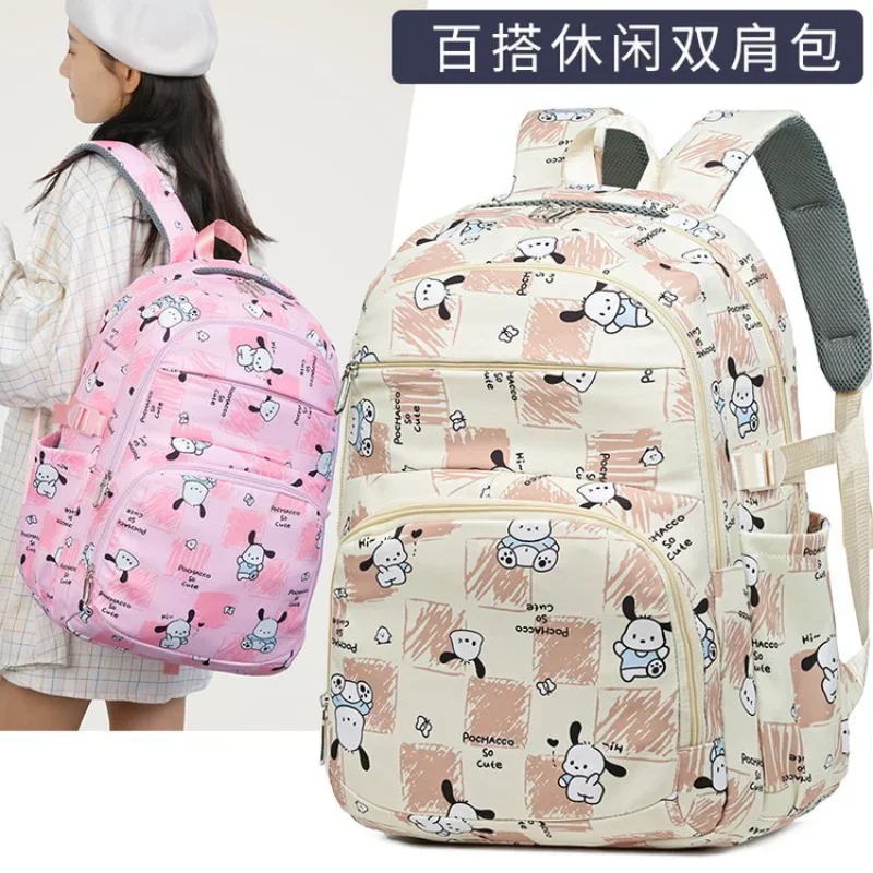 Sanrio Pacha dog cartoon animation mochila escolar simple y cómoda para estudiantes, mochila informal para reducción de carga, mochila dulce para mujer