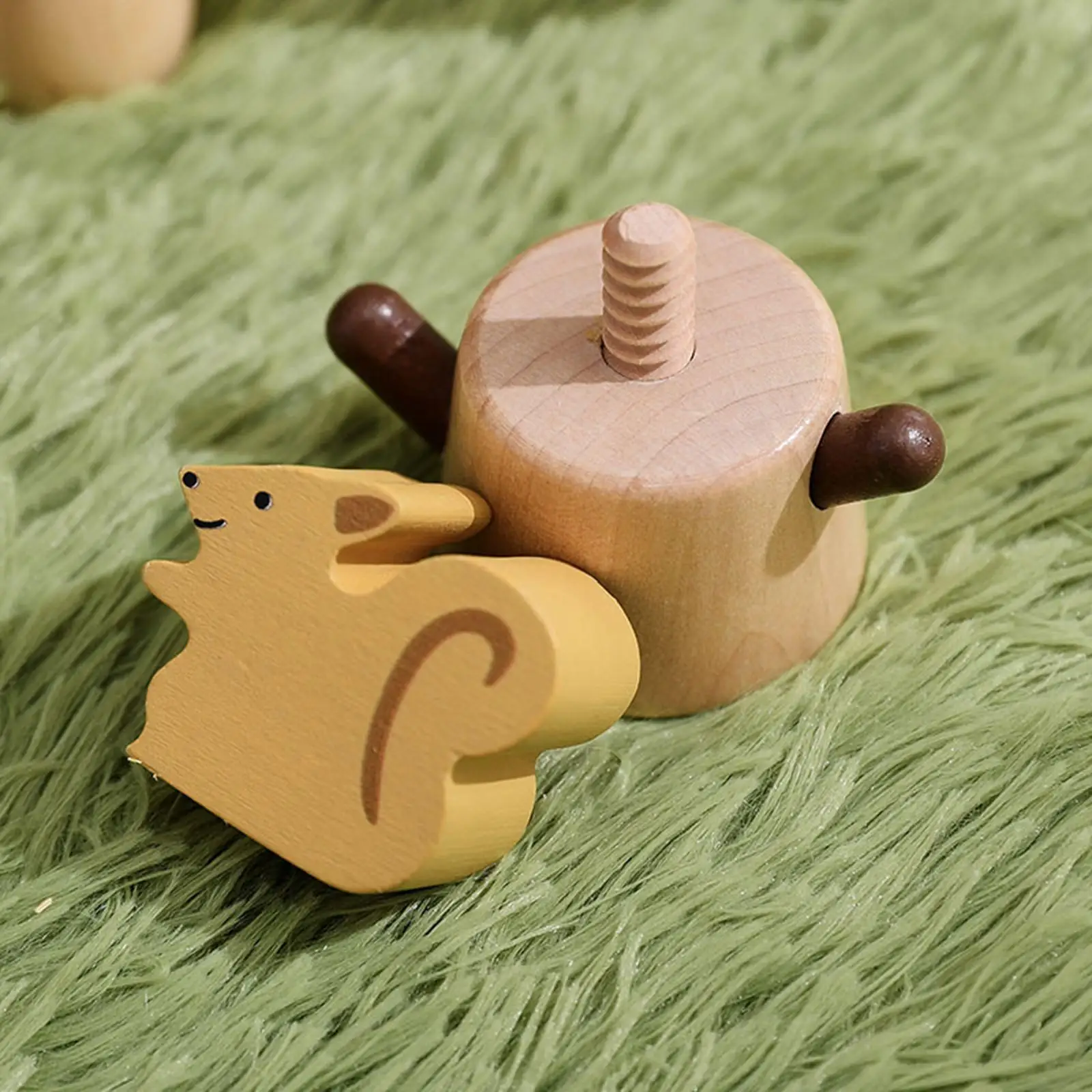 

Развивающий деревянный набор игрушек «Грибочки»: разноцветные животные, гайки и болты, игра Монтессори для раннего развития