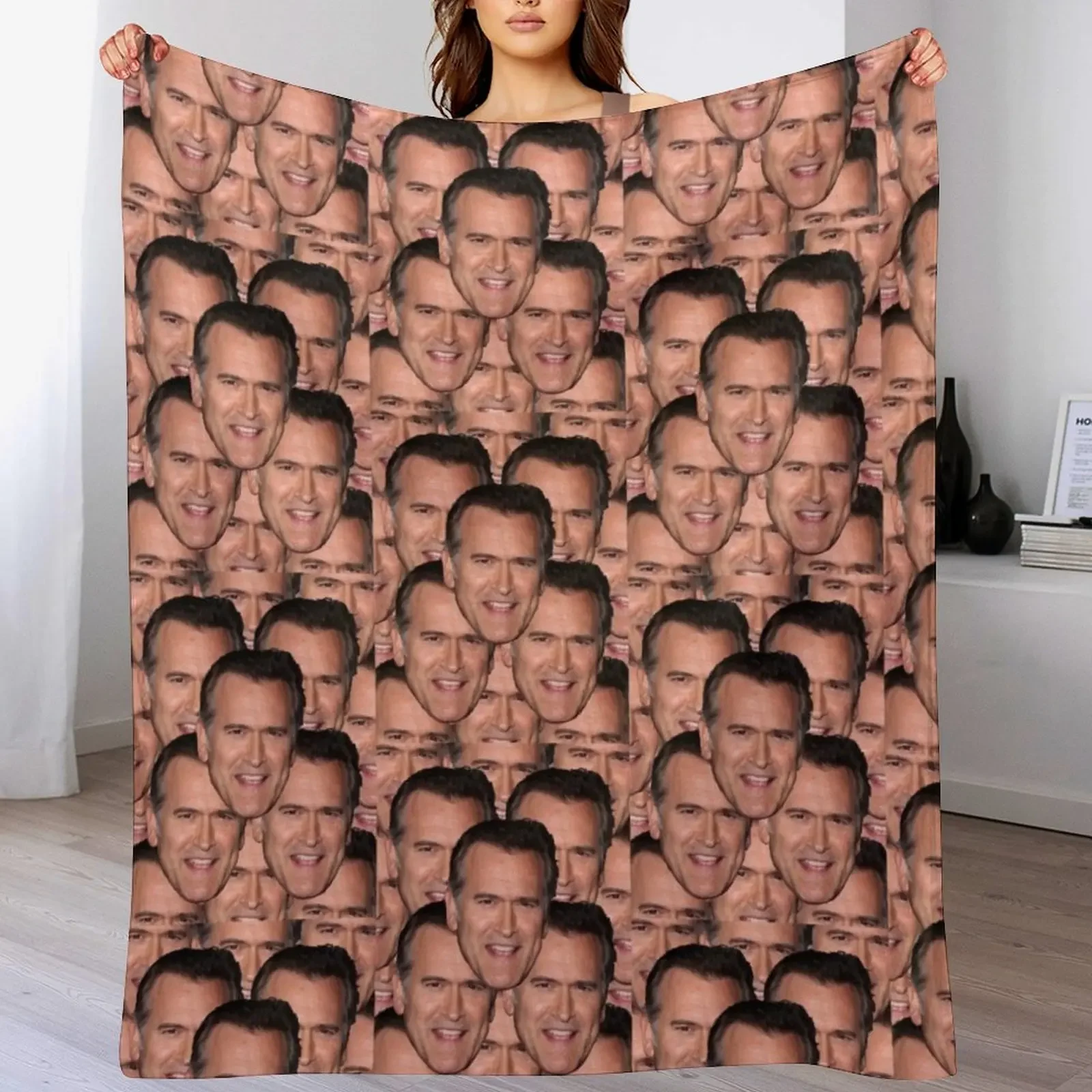 

Bruce Campbell Evil Dead Head Shot Throw Blanket Thins Plush blankets and throws Blankets