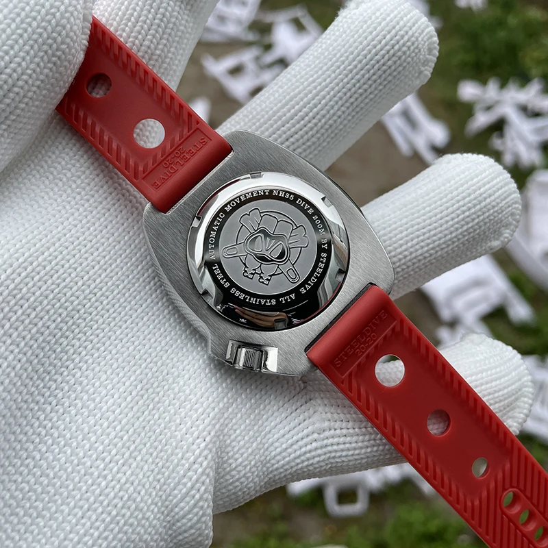 STEELDIVE Men Diver Watch Turtle Automatic Mechanical Wristwatch 20Bar Waterproof  C3 Luminous Sapphire NH35 Ceramic Bezel