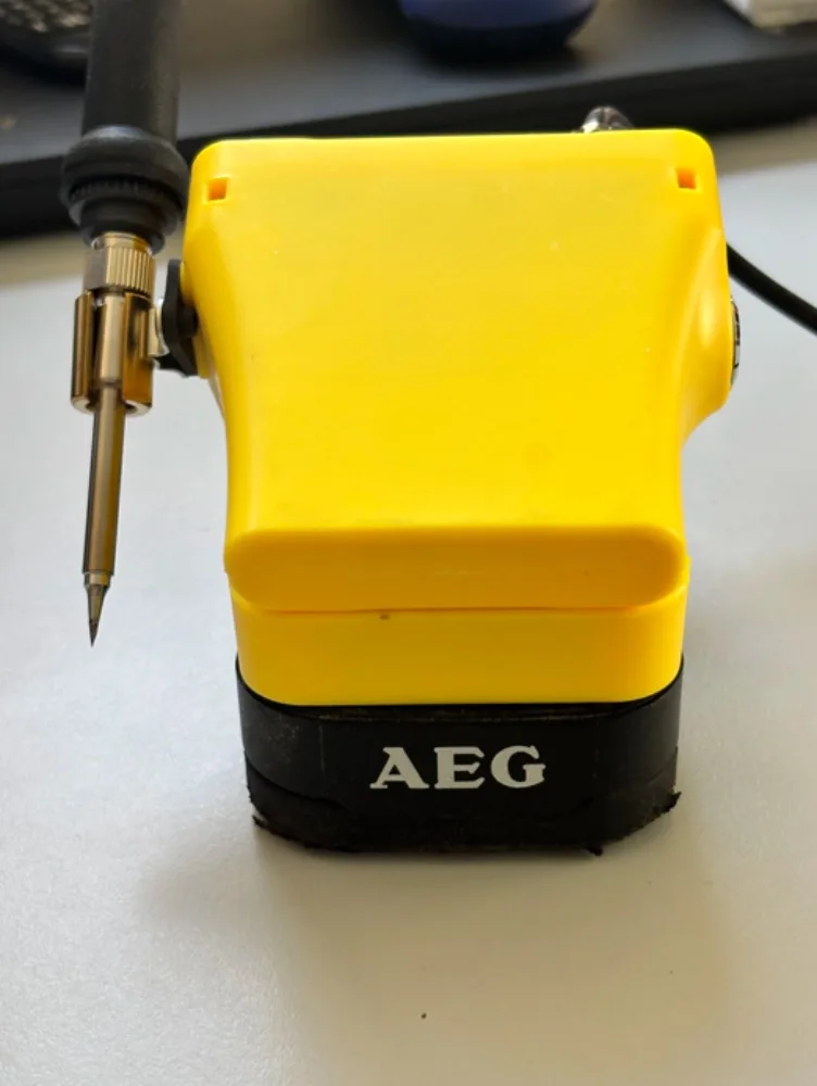 T12 Cordless Soldering Iron For RIDGID AEG 18/20V Lithium Battery Portable Intelligent Digital Soldering Table For DIY Repair