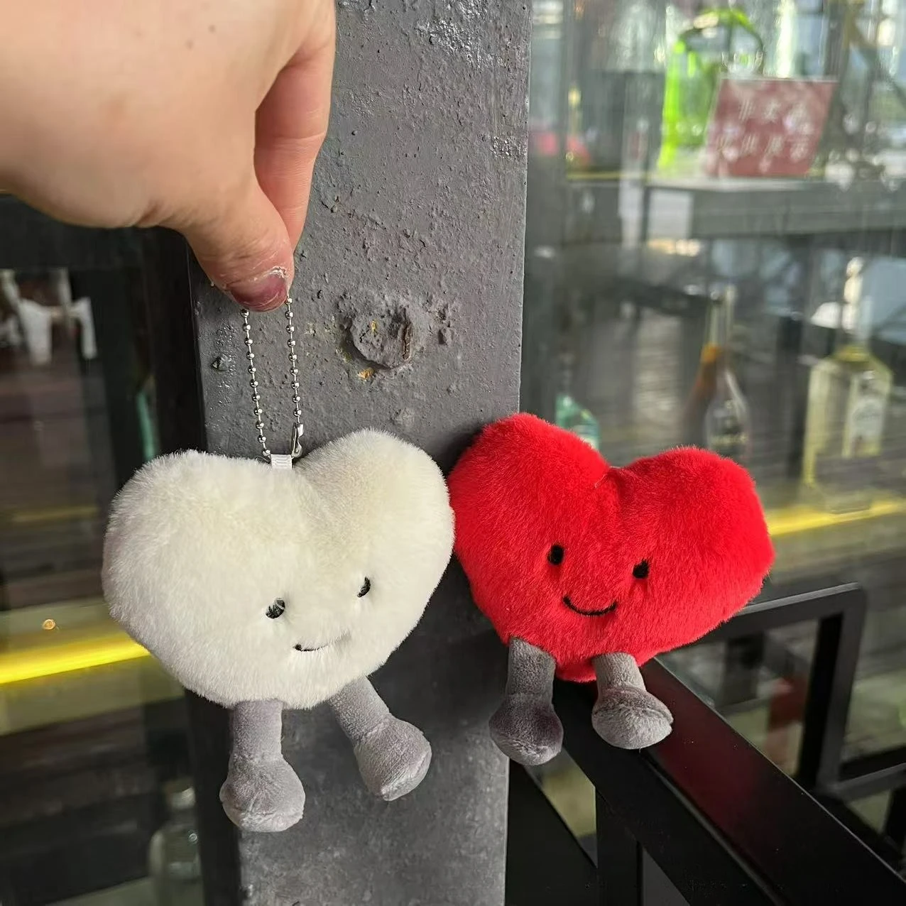 พวงกุญแจตุ๊กตาขนนุ่ม ของขวัญสำหรับเธอ วันวาเลนไทน์ วันเกิด คริสต์มาส ของขวัญเซอร์ไพรส์ ตุ๊กตาสัตว์น่ารัก ยัดไส้ใยฝ้าย PP