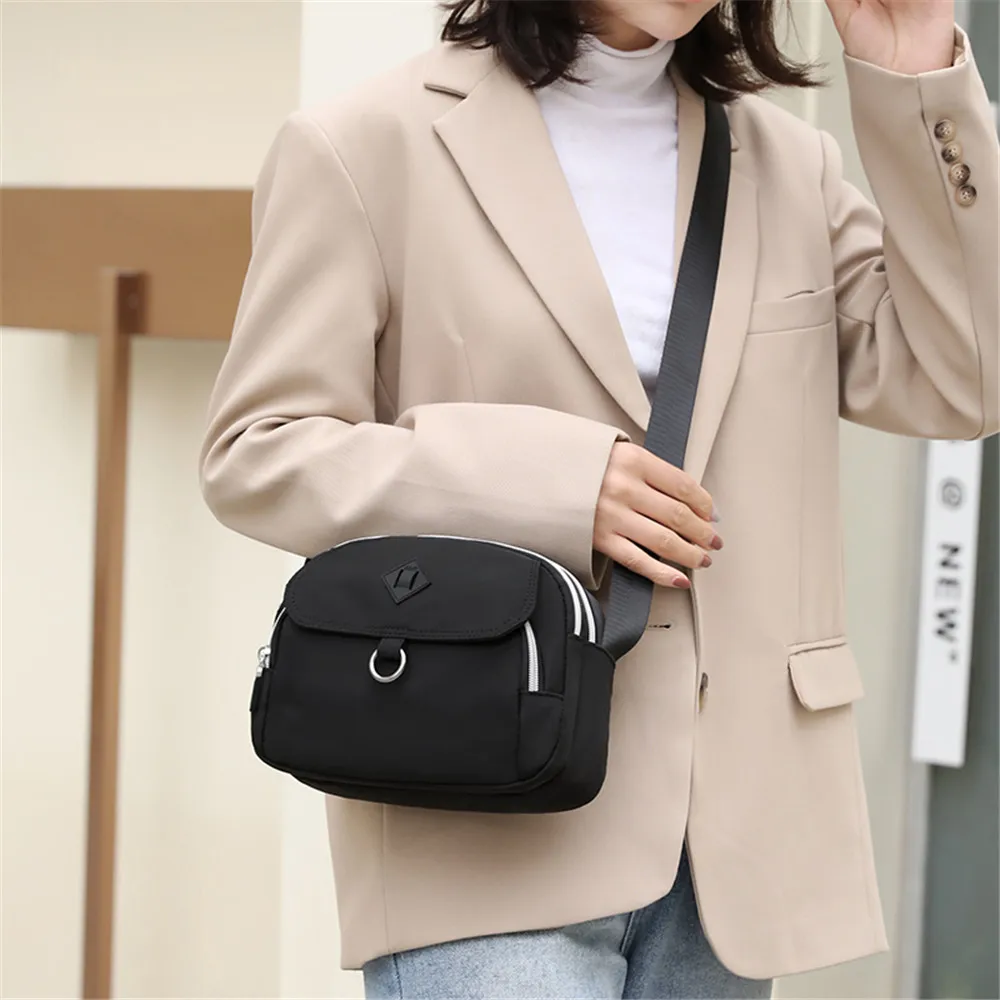 Small Bag ladies Msssenger Bag New Fashion Nylon Crossbody Bag for Women 2023 Casual Shoulder Bag Zipper Student Phone Purse Bag