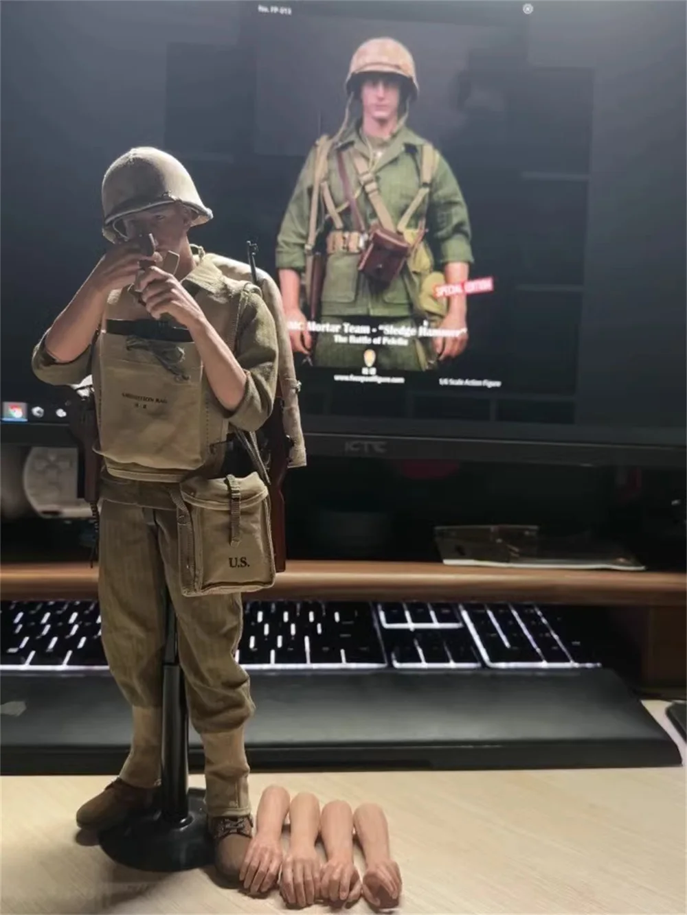 1/6 Facepoolfigure FP013 WWII Series USMC Soldier Doll Sledge Hammer Operation Full Set Moveable Action Figure Gift For Collect