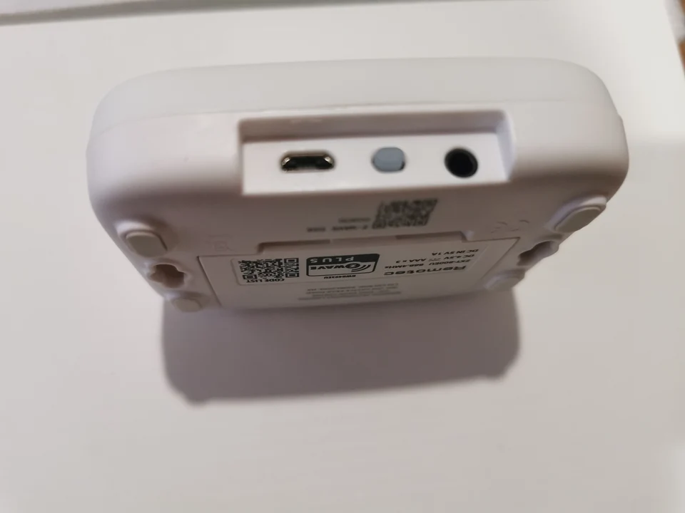 Z-Wave Plus to IR Extender for AC and AV Control ZXT-800 EU