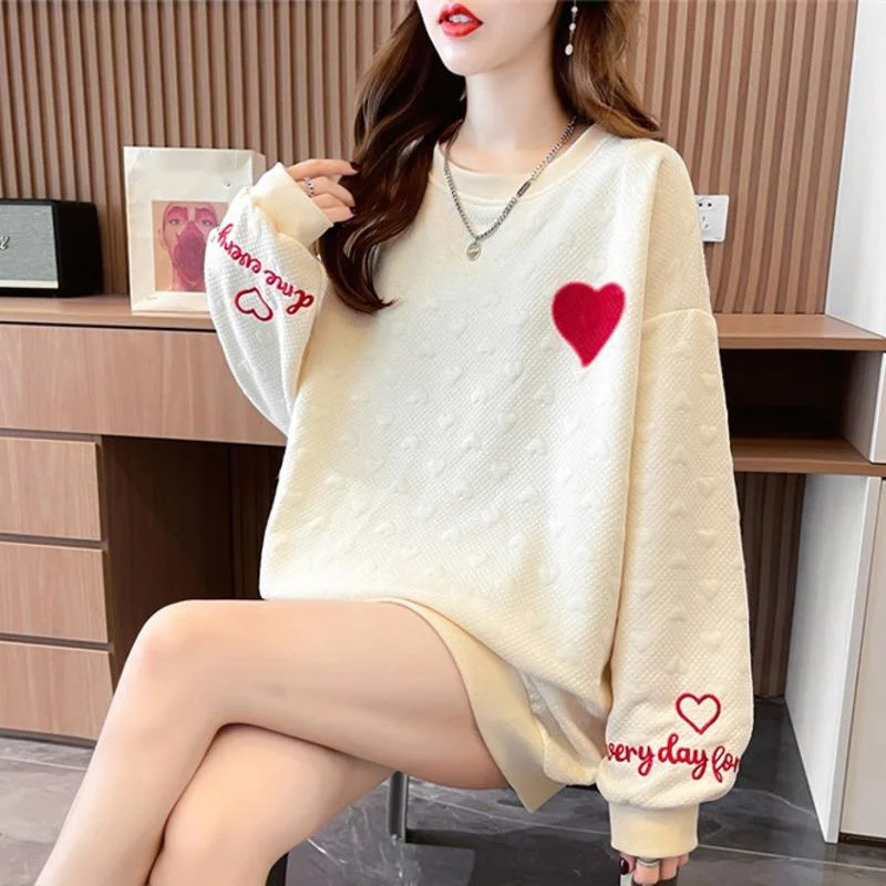 

Women Casual Sweatshirt 2024 Spring Trendy 3D Embossing Love Heart Hoodies Street Fashion Letter Embroidery Pullovers Top