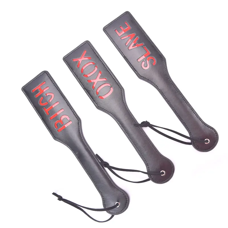 雌犬のようなセックス、いたずら、ハートスラッパー、パドル、鞭、ファンタジー、コスプレ、奴隷、セックス玩具