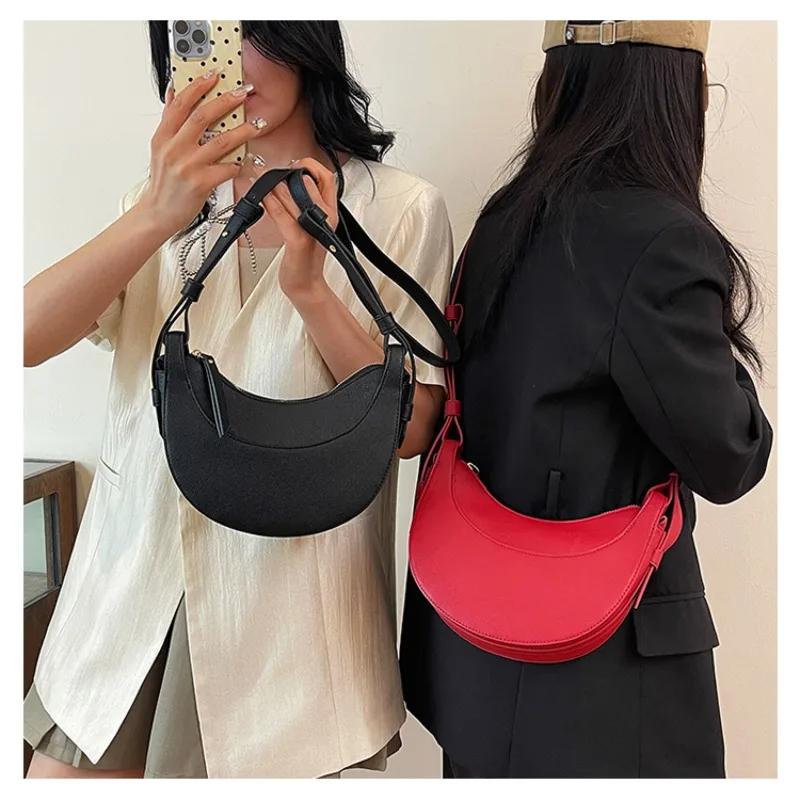 

French Crescent Bag Niche Design Commuting Lychee Patterned Crescent Bag Western-style Crossbody Semi-circular Saddle Bag