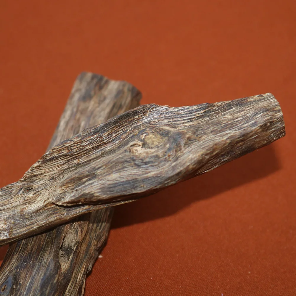 Virutas de Madera de Qi Nan de Hainan, China, Auténticas, 38 Gramos, Ecológicas, Naturales, Kyara, Decoración del Hogar e Incienso, Cultivadas Autónomamente, Venta al por Mayor