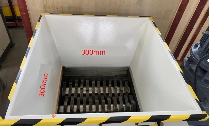 Customizable Hot Sale Mini Plastic Double Shaft Shredder Sheet Metal Tire