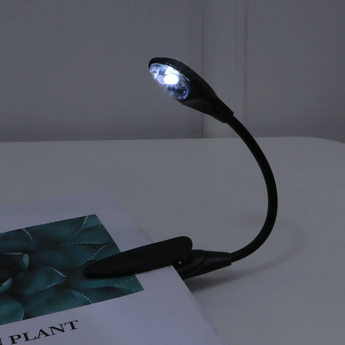 Mini lampe de livre LED à clipser, noire, Flexible, réglable, Portable, lampe de lecture longue durée pour lire la pêche de nuit