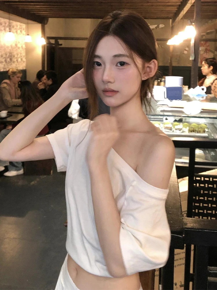 American Sle Spicy Girl oulder Bared ort Sve Women's Summer New White T-irt Slimming Exposing oulder Top Tee