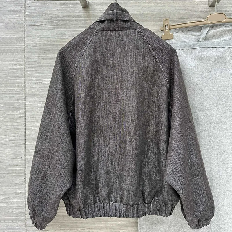 معطف نسائي عالي الجودة بخيط فضي وذهبي ناعم، أزرار جلدية، يتميز بقماش الدنيم، طراز فاخر متطور 2591995 #2