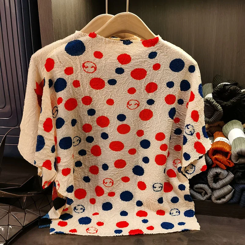 

Плиссированная футболка Miyake Niche Design Sense Miyake в горошек, складной топ с нерегулярным принтом, женская летняя повседневная плиссированная футболка с рукавами «летучая мышь»
