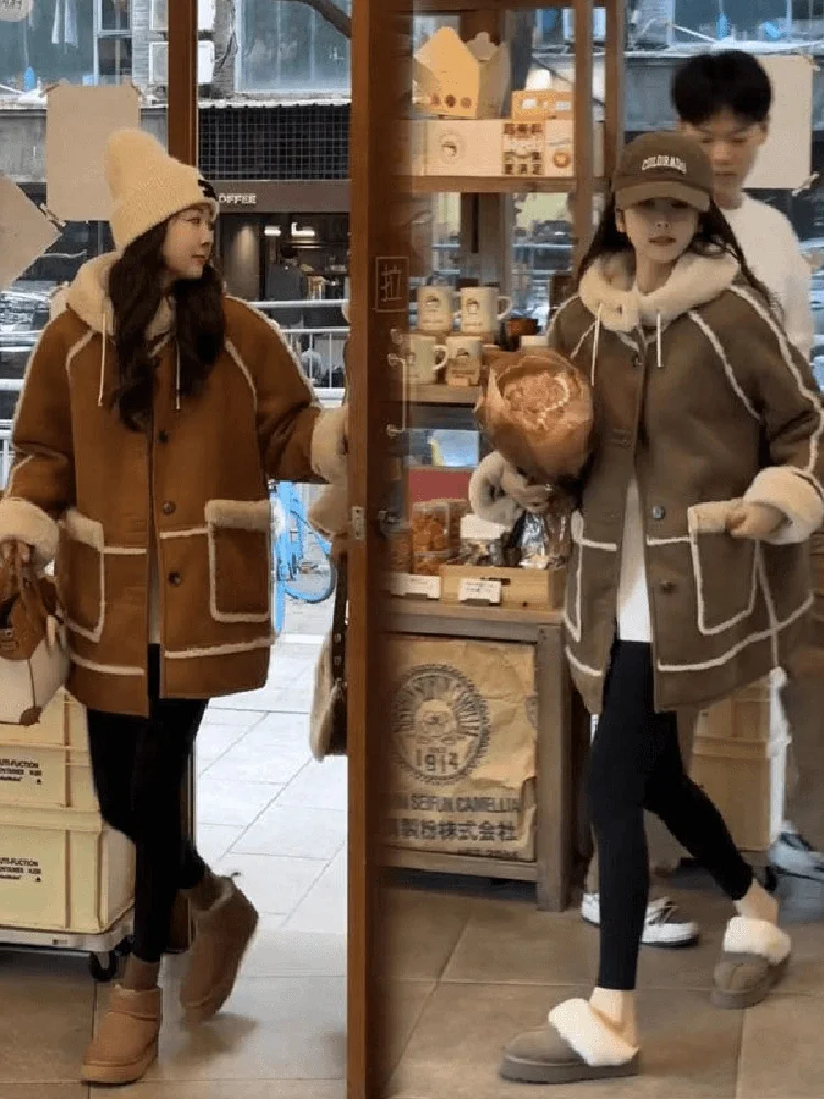 

Зимняя женская корейская шуба средней длины с капюшоном из натуральной кожи и меха на подкладке из овечьего меха