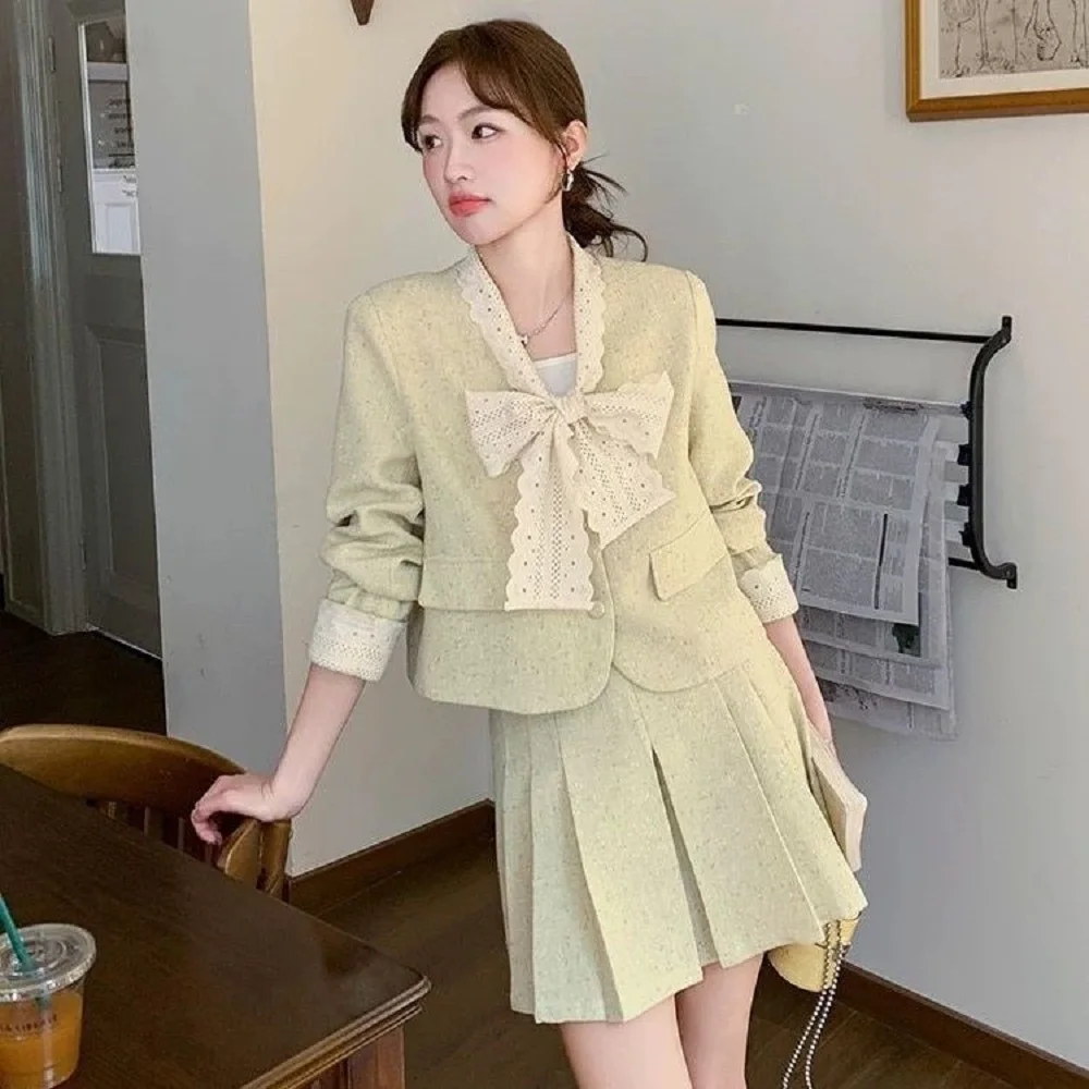 

French Sweet Style Two-Piece Set Small Fragrant Style Bow Jacket Short Pleated Skirt Women Spring Autumn New Niche Design Set