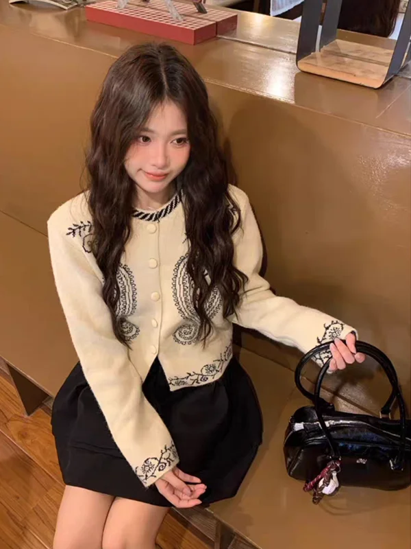 

Retro Floral Knit Long Sve Sweater Coat Women's Casual Sle Autumn New Single Button Knitted Top Soft Loose Fit round Ne