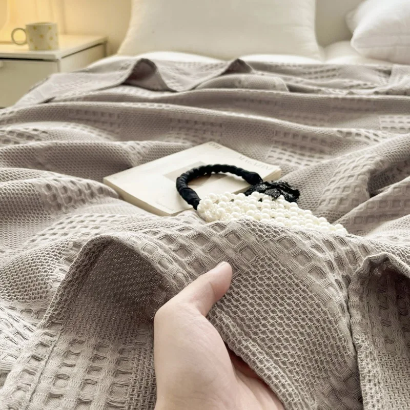 100% Xinjiang Cotton Quilt Blanket for Air Conditioner Lunch Break Thread Blanket Gift Thin Blanket Sofa Bedroom Solid Color