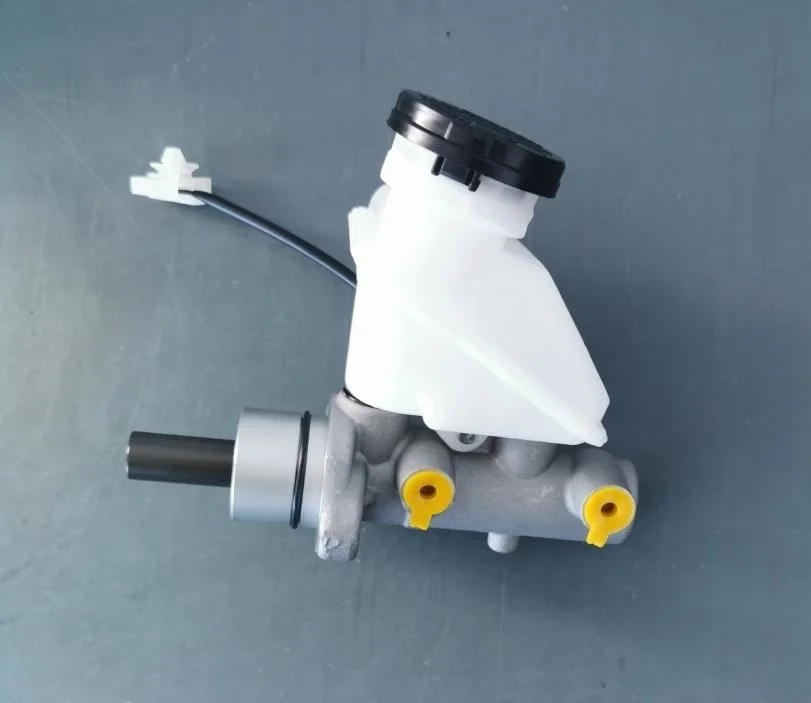 

1pcs brake master cylinder assy. with fuild tank for Chinese DONGFENG C37 Auto car motor parts