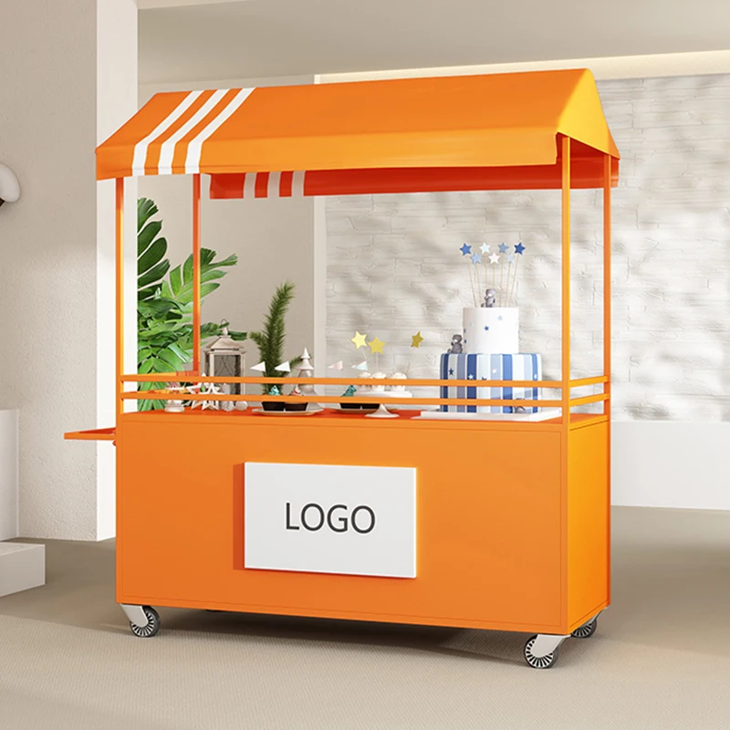 flotteur-exterieur-europeen-en-fer-forge-celebrite-d'internet-marche-nocturne-collations-stand-de-rue-voiture-supermarche-affichage-de-promotion-mobile