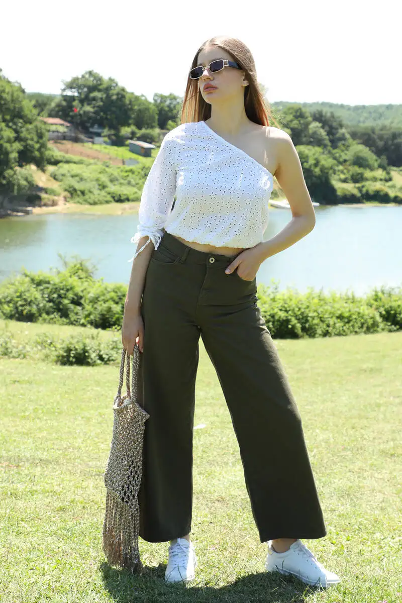 Women khaki baggy trousers