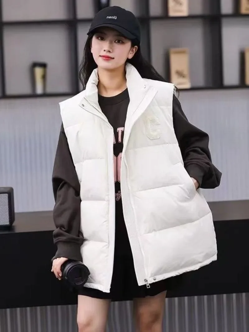 Black Waistcoat Woman Loose Padded Cotton Vest for Women Sleeveless Working Winter Clothing Youthful Clothes Fashion 2024 Cold