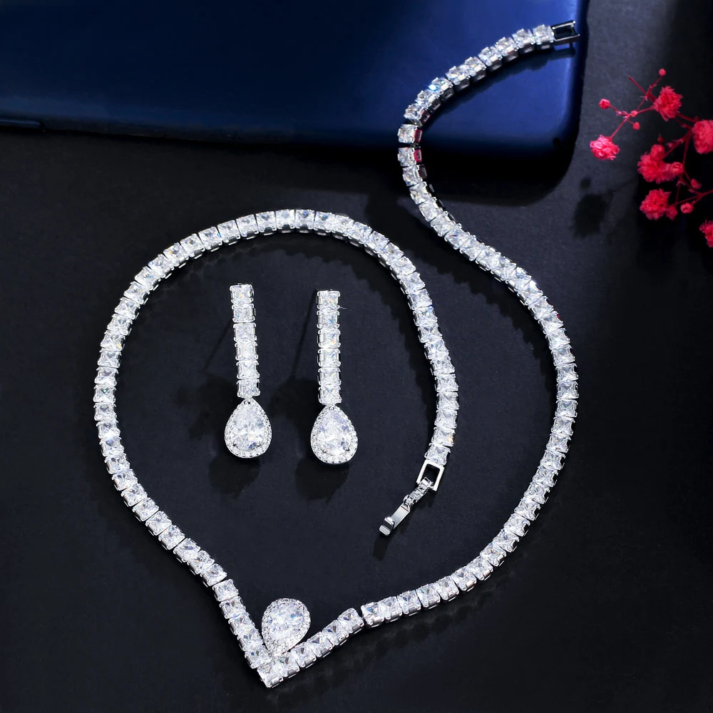 ThreeGraces Elegant Shiny Water Drop Zirconia Fashion Long Earrings Necklace Bridal Wedding Party Jewelry Set for Women TZ759