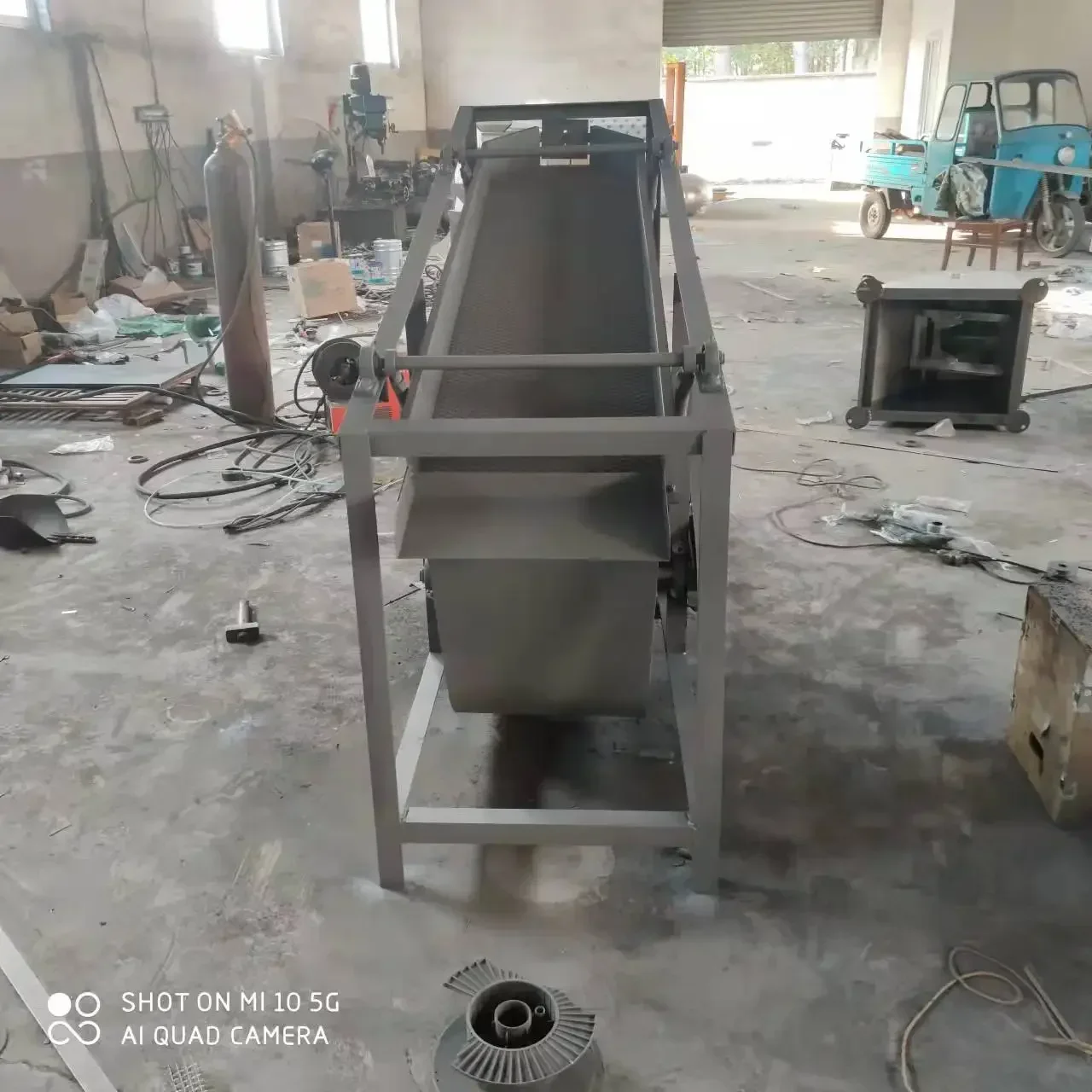 Automatic nut grinder small walnut shell crusher almond shellers walnut cracking machine Hot sales